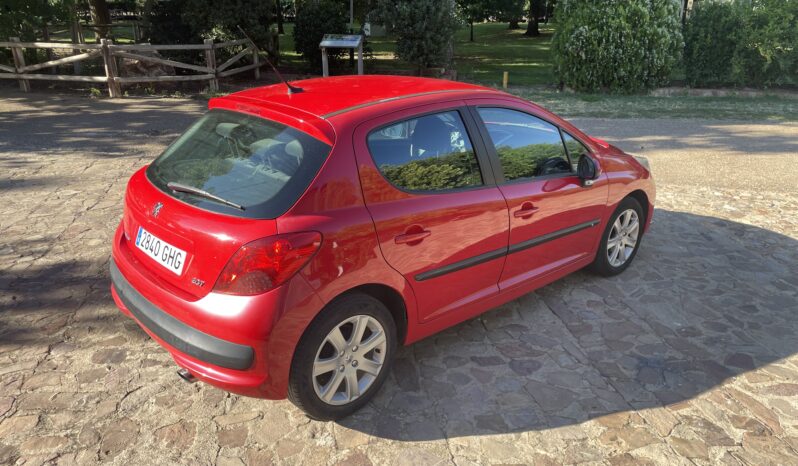 PEUGEOT 207 1.6 HDI 90CV lleno