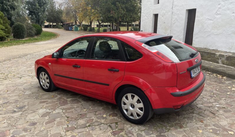 FORD FOCUS 1.8 TDCI 115CV 5P lleno