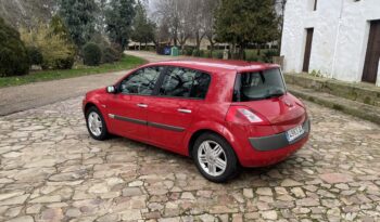 RENAULT MEGANE 1.9 DCI 120CV PRIVILEGE 5P lleno